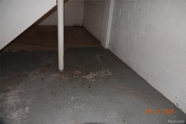 16073 Ellsworth St, Detroit, MI 48227 - below grade area featuring concrete block wall