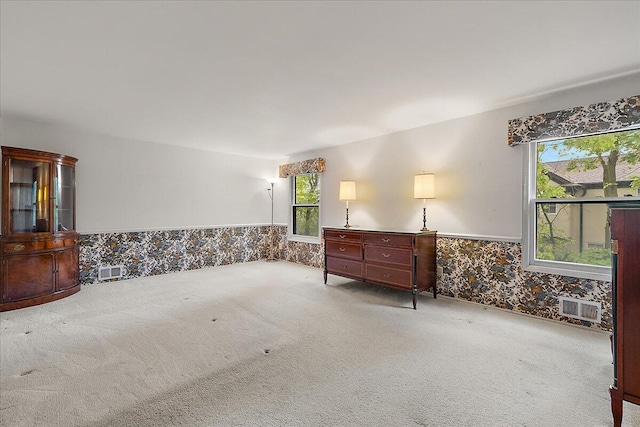 4948 Hardwoods Dr, West Bloomfield, MI 48323 - unfurnished room with carpet flooring and a wainscoted wall