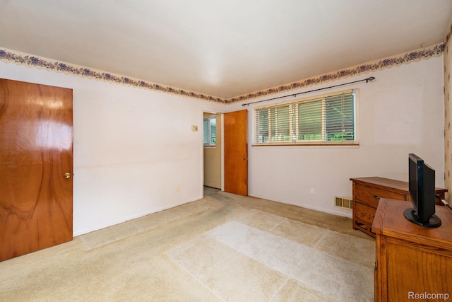 6439 Rockdale Ct, Dearborn Heights, MI 48127 - unfurnished room with carpet and baseboards