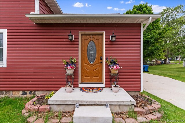 306 Hamilton St, Byron, MI 48418 - view of property entrance
