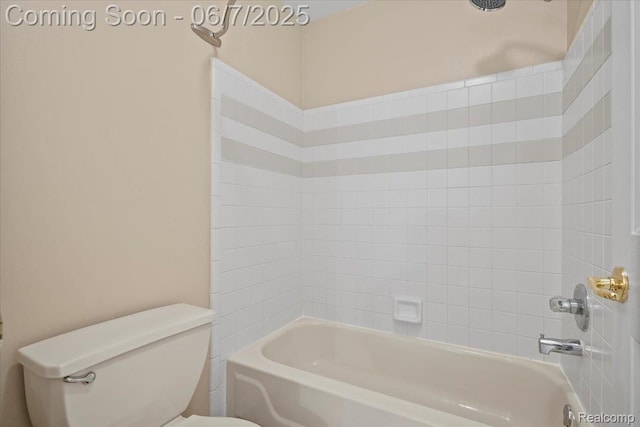 5602 Adderstone Dr, Clarkston, MI 48346 - bathroom with toilet and shower / bathtub combination