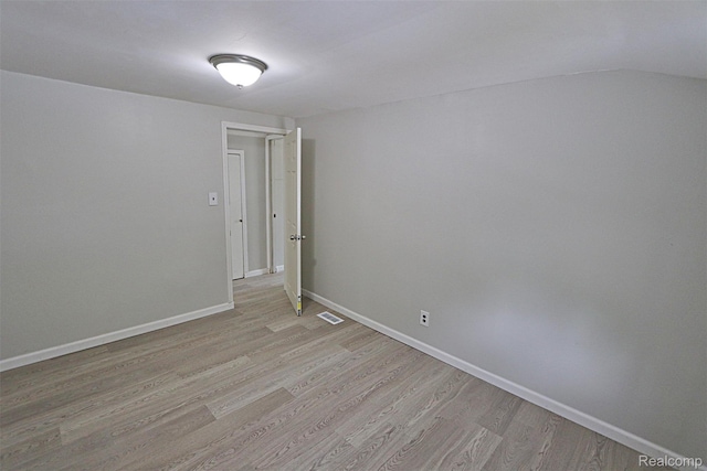 19444 Inkster Rd, Redford, MI 48240 - unfurnished room featuring light wood-type flooring and baseboards