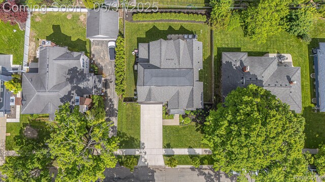 923 S Glenhurst Dr, Birmingham, MI 48009 - aerial view of residential area