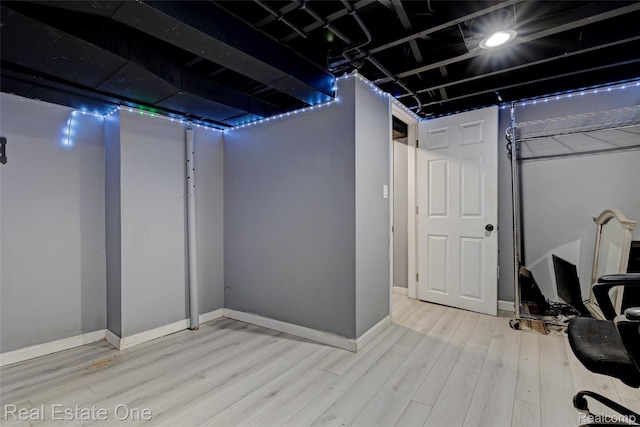 86 Marquette St, Pontiac, MI 48342 - finished basement with wood finished floors and baseboards