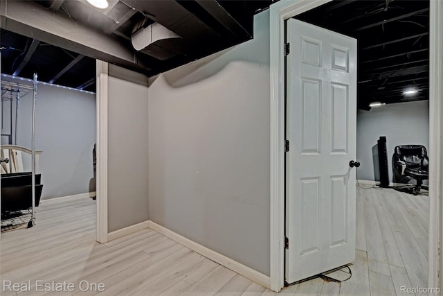 86 Marquette St, Pontiac, MI 48342 - finished basement with wood finished floors and baseboards
