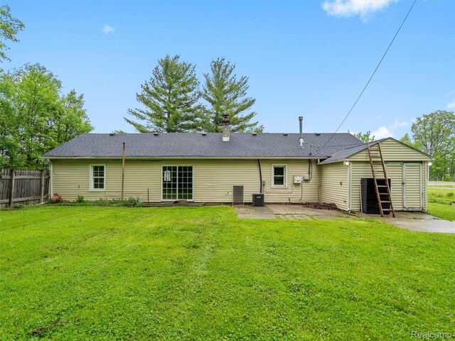 5220 County Line Rd, Lenox, MI 48048 - rear view of house featuring a patio
