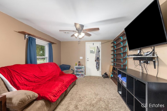 1044 Dahlia Ave, Wayland, MI 49348 - carpeted living room with a ceiling fan