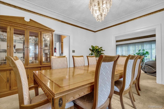 2505 Chicago Blvd, Detroit, MI 48206 - dining space with light carpet, ornamental molding, and a chandelier
