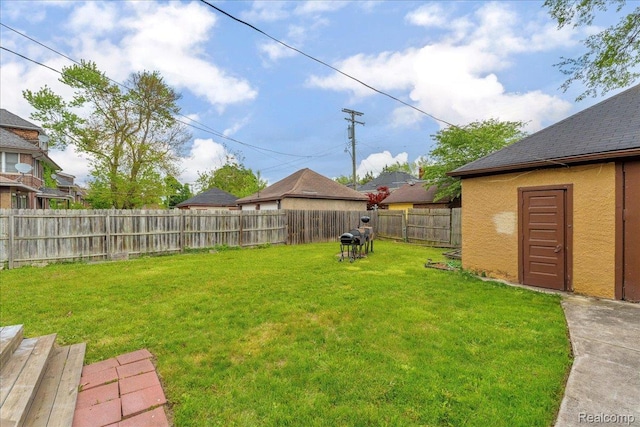 2505 Chicago Blvd, Detroit, MI 48206 - view of yard