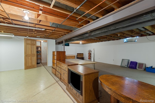 15380 Windmill Cir, Macomb, MI 48044 - view of finished below grade area