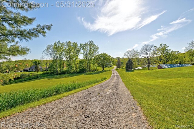 1572 S Hadley Rd, Ortonville, MI 48462 - view of street