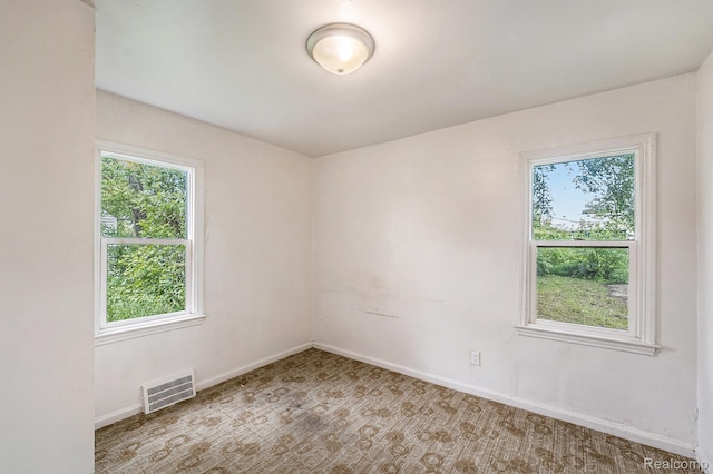 15500 Strathmoor St, Detroit, MI 48227 - unfurnished room featuring baseboards