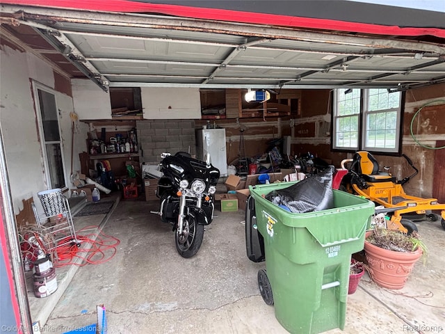 5550 25 Mile Rd, Shelby Twp, MI 48316 - garage with water heater