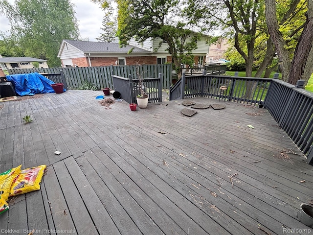 5550 25 Mile Rd, Shelby Twp, MI 48316 - view of wooden terrace