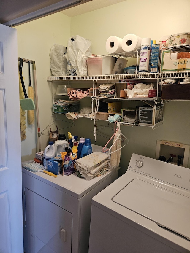 8862 W Rainbow Lake Dr, Baldwin, MI 49304 - laundry area with separate washer and dryer