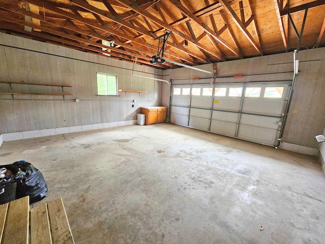 10040 S Reese Rd, Birch Run, MI 48415 - garage featuring a garage door opener