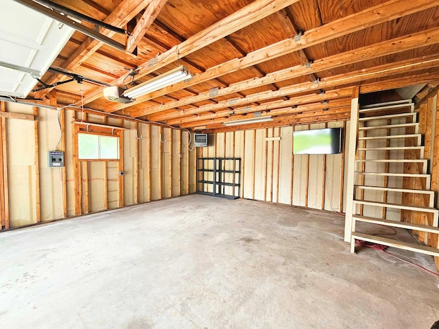 10040 S Reese Rd, Birch Run, MI 48415 - below grade area featuring a garage