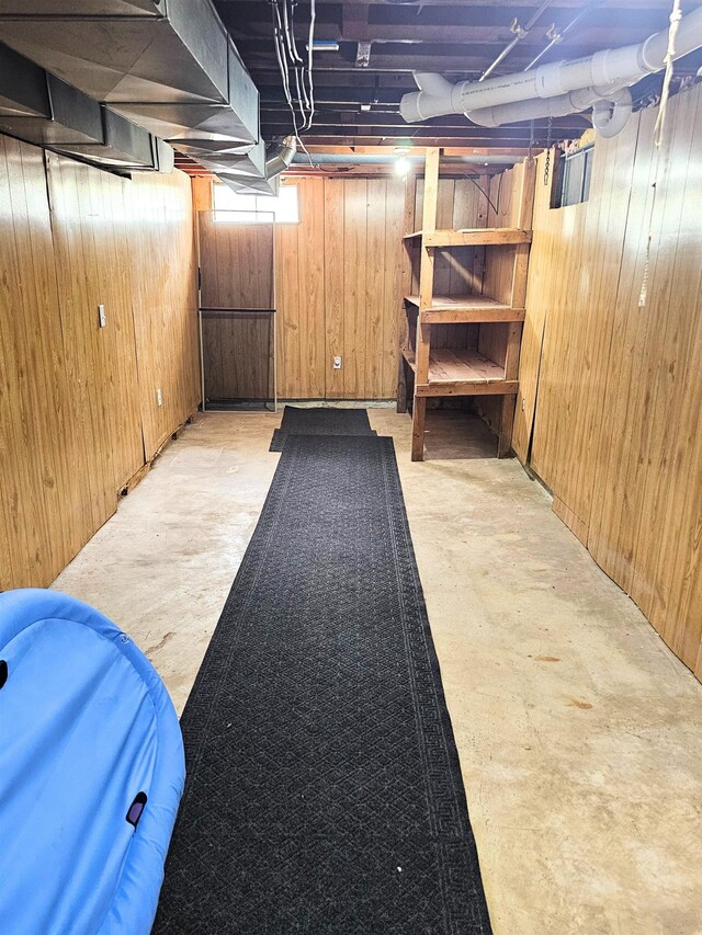 10040 S Reese Rd, Birch Run, MI 48415 - below grade area featuring wooden walls