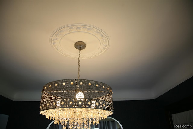 717 W 12 Mile Rd, Royal Oak, MI 48073 - detailed view of a chandelier and ornamental molding