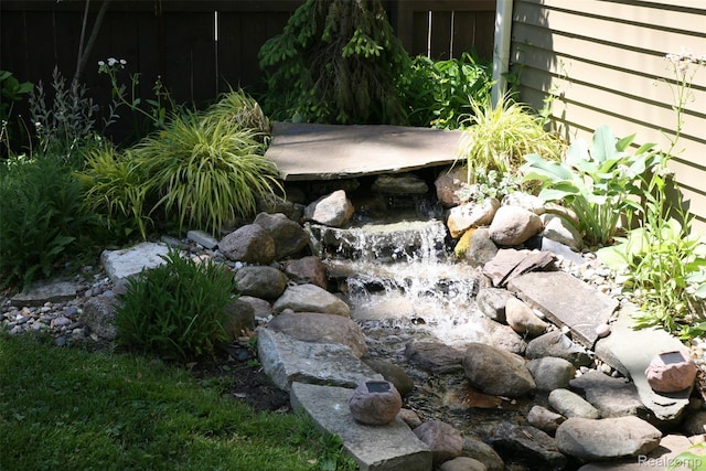 717 W 12 Mile Rd, Royal Oak, MI 48073 - exterior view