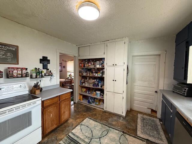816 Lincoln St, Jackson, MI 49202 - photo 5