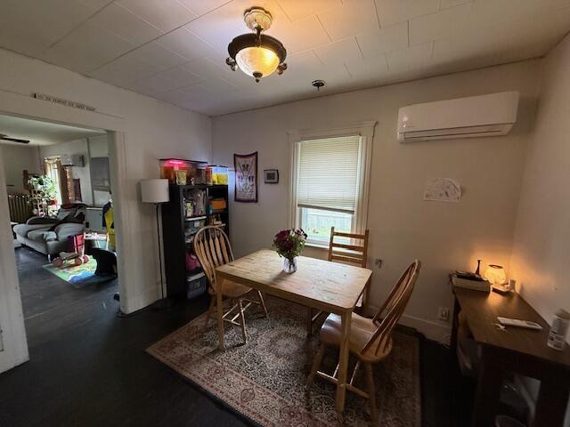 816 Lincoln St, Jackson, MI 49202 - photo 3