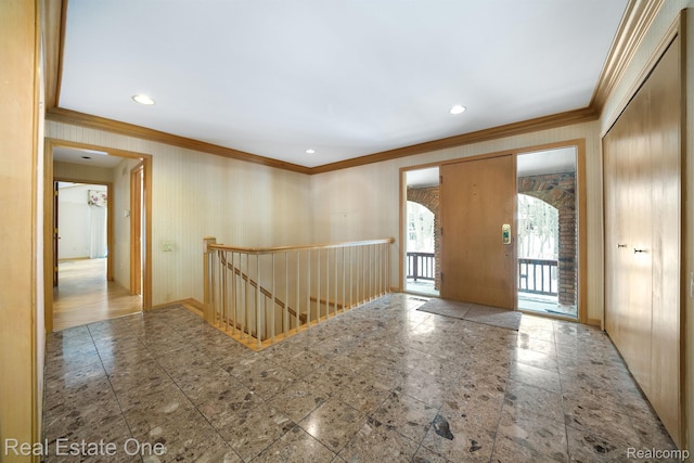 4017 Hidden Woods, Bloomfield Hills, MI 48301 - entryway featuring ornamental molding, baseboards, and recessed lighting