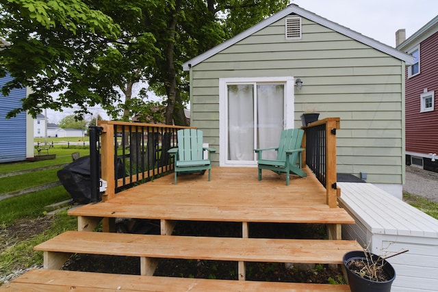 513 1st St, Manistee, MI 49660 - view of deck