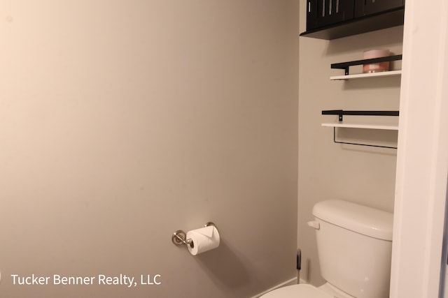 239 Monroe Ave, Muskegon, MI 49441 - bathroom featuring toilet