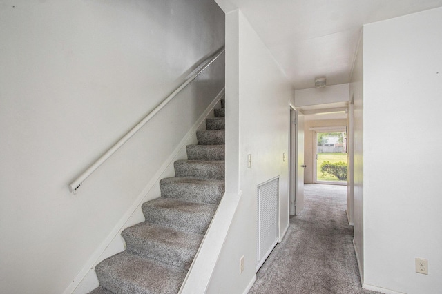 3407 Kenbrooke Ct, Kalamazoo, MI 49006 - stairway with carpet flooring