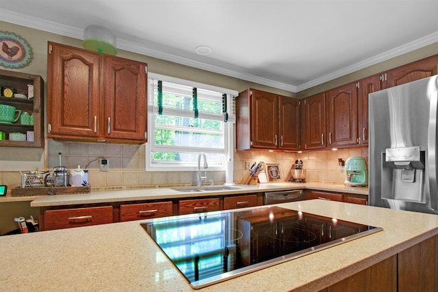 1330 Kings Carriage Rd, Grand Blanc, MI 48439 - kitchen featuring black appliances, a sink, crown molding, and backsplash