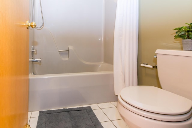3007 Cedarbrook Rd, Ann Arbor, MI 48105 - bathroom featuring toilet, shower / tub combo, and tile patterned flooring