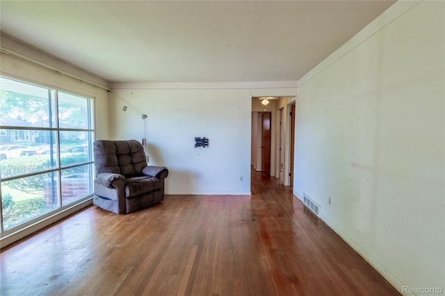 1019 Symes Ct, Royal Oak, MI 48067 - unfurnished room with wood finished floors, plenty of natural light, and baseboards