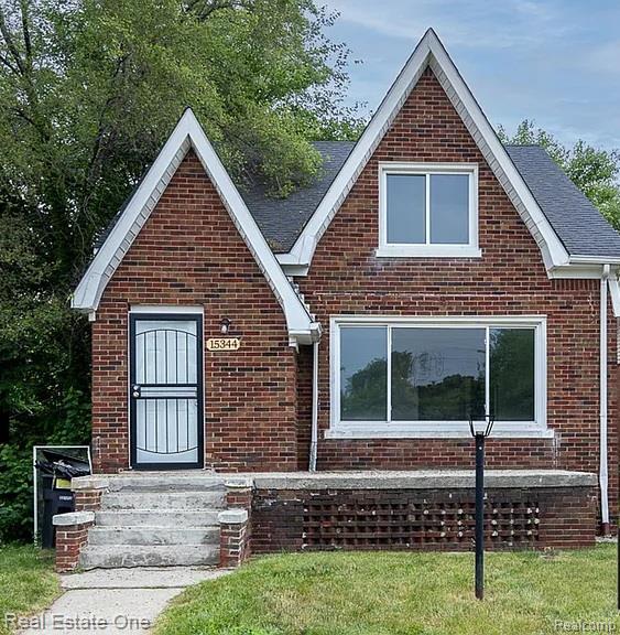 15344 Hartwell St, Dearborn Heights, MI 48227 - view of front of property with brick siding