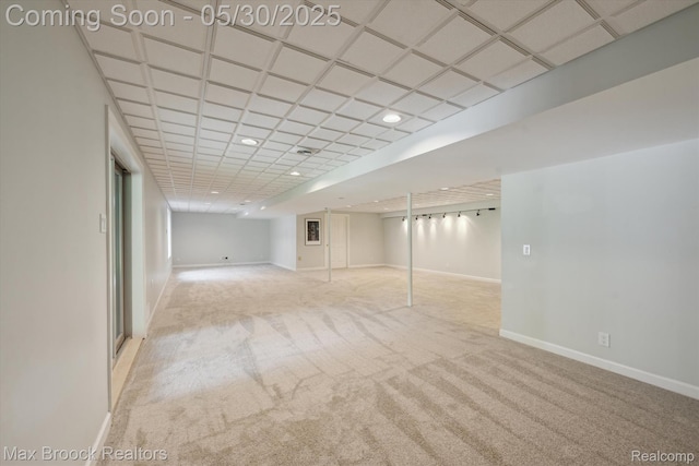 4335 Queens Way, Bloomfield Hills, MI 48304 - unfurnished room with carpet, baseboards, and recessed lighting