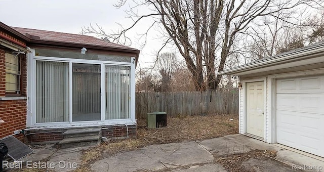 17190 Ilene St, Dearborn Heights, MI 48221 - view of patio