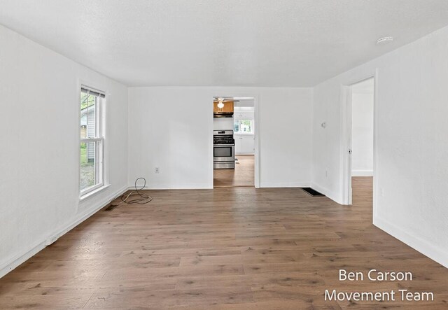 2833 Hoyt St, Muskegon Heights, MI 49444 - photo 11