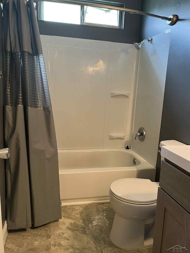 19400 Charest Ave, Detroit, MI 48234 - full bath featuring shower / bath combination with curtain, toilet, and vanity
