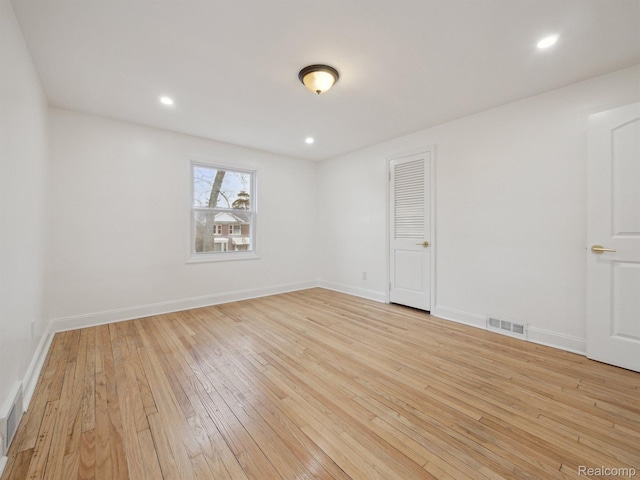 18212 Sorrento St, Detroit, MI 48235 - unfurnished room featuring light wood-style floors and baseboards