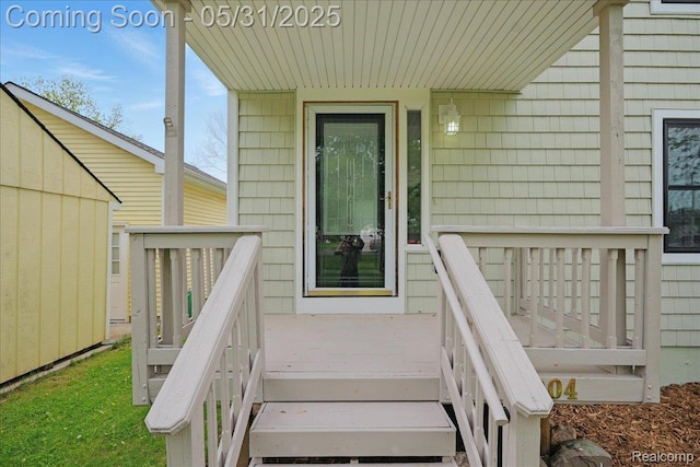 3004 Lansdowne Rd, Waterford, MI 48329 - doorway to property with a wooden deck