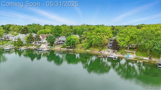 3004 Lansdowne Rd, Waterford, MI 48329 - aerial view of a large body of water