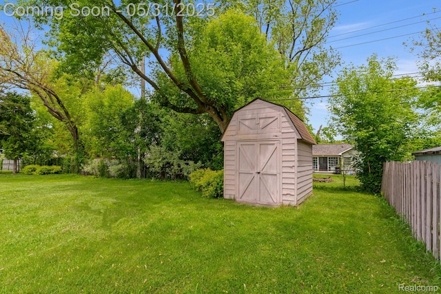 9220 Garden Ter, Commerce Twp, MI 48382 - view of yard