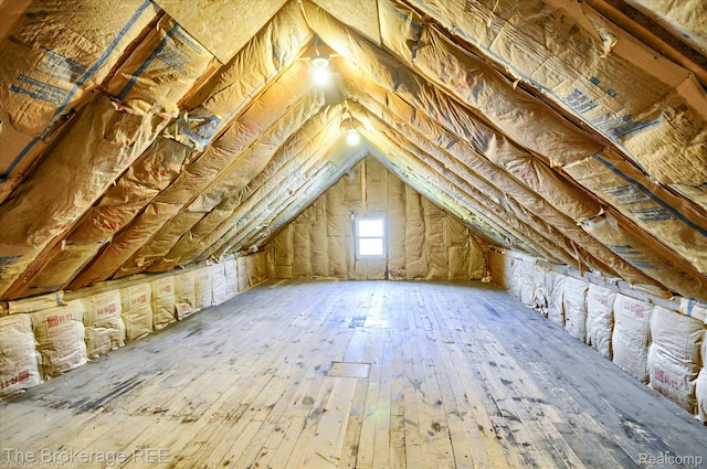 9425 W Saginaw Rd, Richville, MI 48758 - view of attic