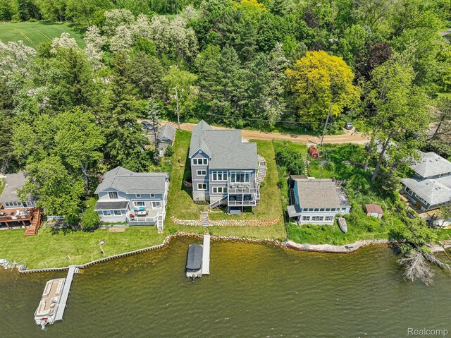 6652 Westminister St, Fenton, MI 48430 - aerial view of a nearby body of water
