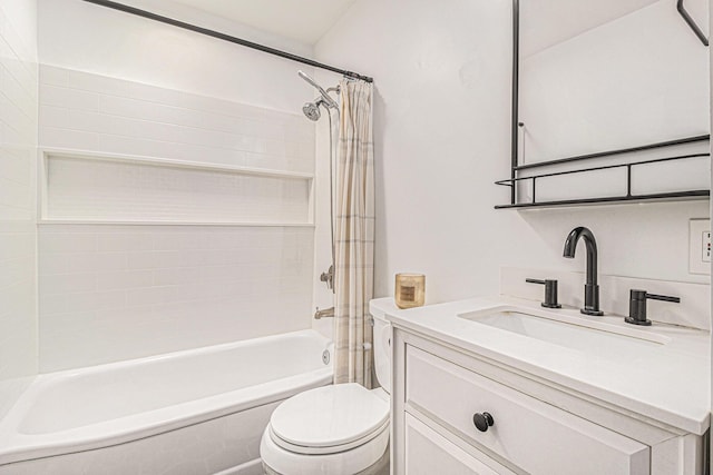 739 Mildred St, Ypsilanti, MI 48198 - full bath featuring toilet, shower / bathtub combination with curtain, and vanity