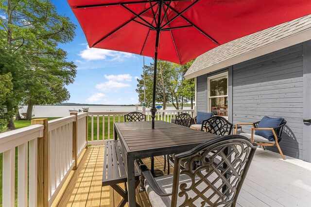 7550 E Sierra Dr, Traverse City, MI 49684