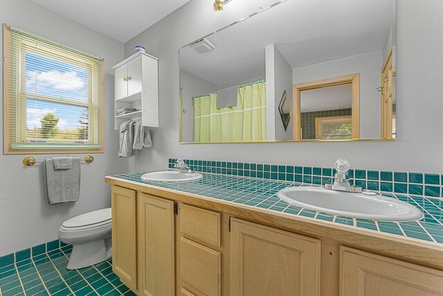 7550 E Sierra Dr, Traverse City, MI 49684