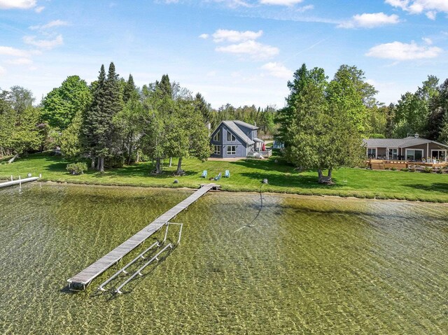 7550 E Sierra Dr, Traverse City, MI 49684