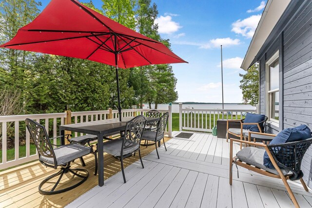 7550 E Sierra Dr, Traverse City, MI 49684