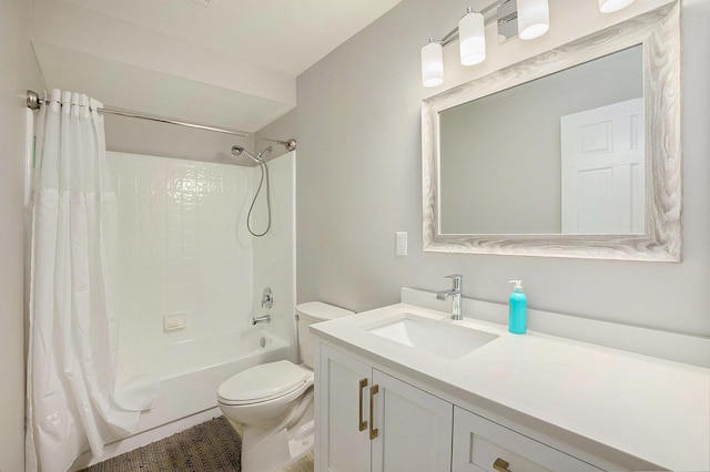 2032 Dean Dr, Washington, MI 48094 - bathroom featuring shower / tub combo with curtain and vanity